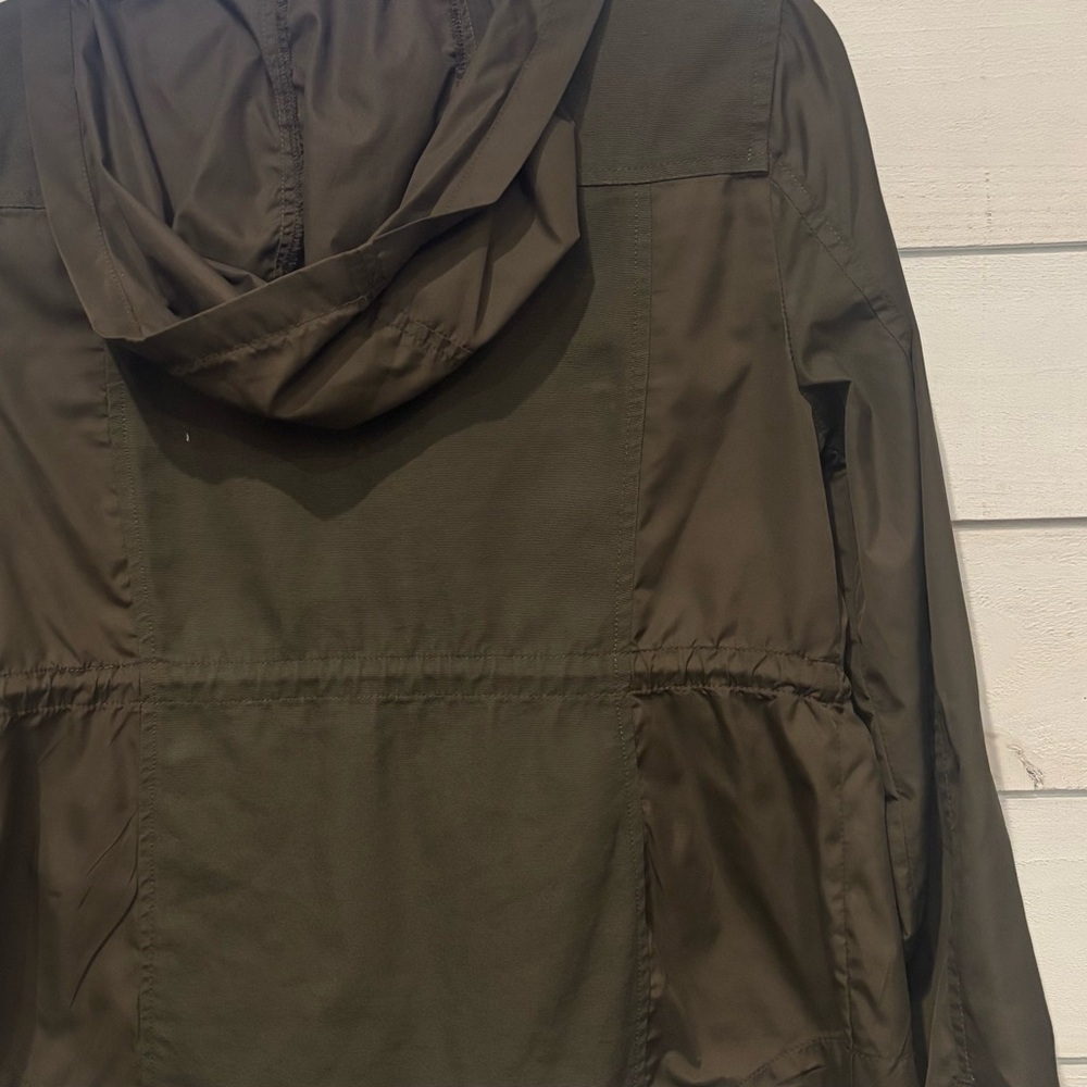American Rag Olive Green Utility Jacket in size small. Great condition! - Picture 15 of 15
